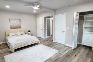 4580 16th St N, Saint Petersburg, FL 33703 - Photo 11