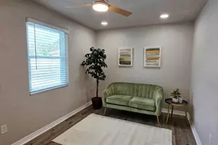 4580 16th St N, Saint Petersburg, FL 33703 - Photo 9