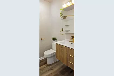 4580 16th Street N, Saint Petersburg, FL 33703 - Photo 17