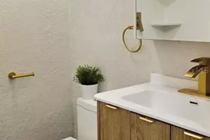 4580 16th St N, Saint Petersburg, FL 33703 - Photo 17