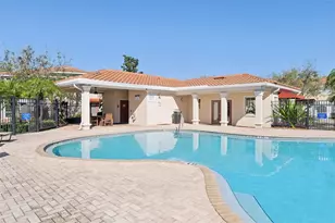 300 Valencia Cir, Saint Petersburg, FL 33716 - Photo 51