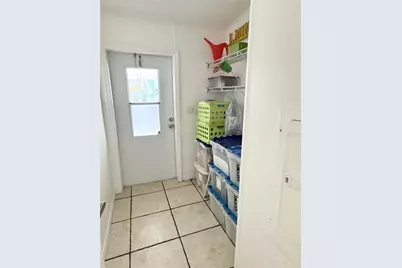 6907 Americana Drive NE #101, Saint Petersburg, FL 33702 - Photo 17