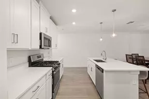 17551 Holly Wl Ave, Wimauma, FL 33598 - Photo 7