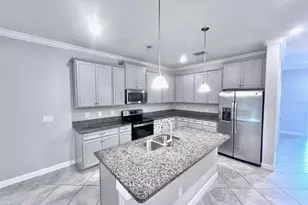 18604 Noble Caspian Dr, Lutz, FL 33558 - Photo 11