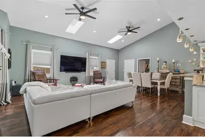1024 16th Avenue N, Saint Petersburg, FL 33704 - Photo 11