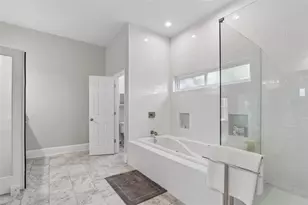 1024 16th Ave N, Saint Petersburg, FL 33704 - Photo 23