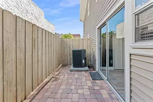 2801 W Platt St, Tampa, FL 33609 - Photo 23