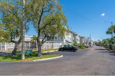 6826 Stones Throw Circle N #11206, Saint Petersburg, FL 33710 - Photo 31