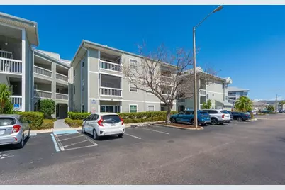 6826 Stones Throw Circle N #11206, Saint Petersburg, FL 33710 - Photo 3