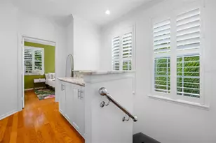 237 7th Ave N, Saint Petersburg, FL 33701 - Photo 19