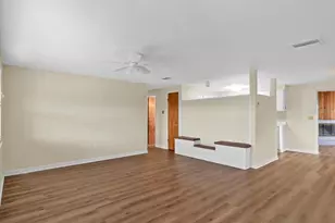 37136 Mandarin Ave, Zephyrhills, FL 33541 - Photo 5