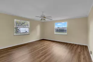 37136 Mandarin Ave, Zephyrhills, FL 33541 - Photo 11