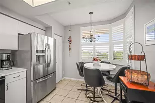 6399 Shoreline Dr, Saint Petersburg, FL 33708 - Photo 3