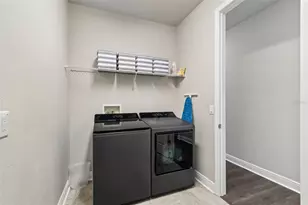 4911 Lakeshore Oaks Ct, Tampa, FL 33624 - Photo 53