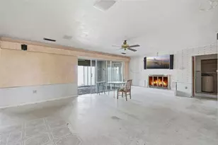 369 22nd Ave SE, Saint Petersburg, FL 33705 - Photo 7