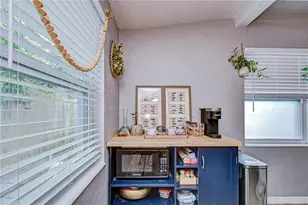 1611 28th St S, Saint Petersburg, FL 33712 - Photo 13