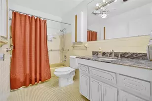 2001 World Pkwy Blvd, Clearwater, FL 33763 - Photo 13