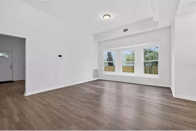105 W Columbus Drive, Tampa, FL 33602 - Photo 15