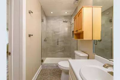 907 Hillside Terrace, Brandon, FL 33511 - Photo 17