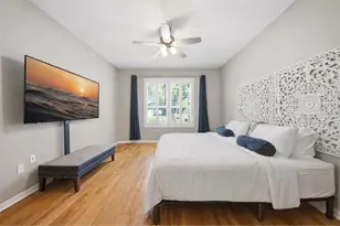 1605 Hidden Meadow Ct, Valrico, FL 33594 - Photo 11