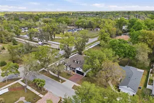 1605 Hidden Meadow Ct, Valrico, FL 33594 - Photo 25