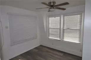 6905 3rd St N, Saint Petersburg, FL 33702 - Photo 5