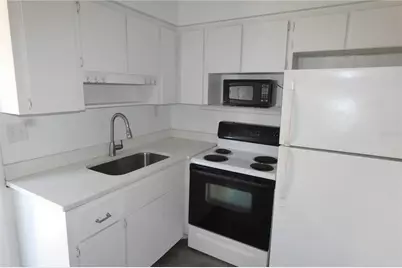 6905 3rd Street N, Saint Petersburg, FL 33702 - Photo 3