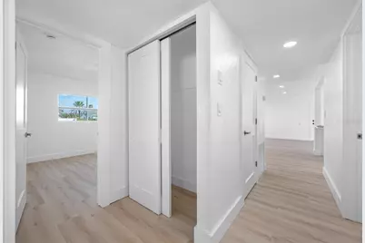 7930 Causeway Boulevard S, Saint Petersburg, FL 33707 - Photo 25