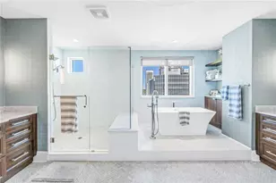 180 Beach Dr NE, Saint Petersburg, FL 33701 - Photo 47
