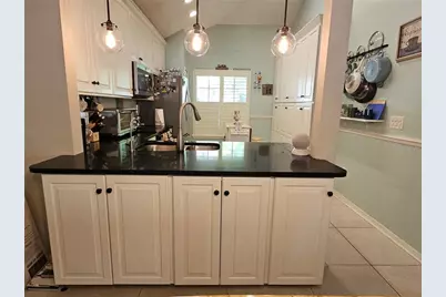 2952 Shannon Circle, Palm Harbor, FL 34684 - Photo 13
