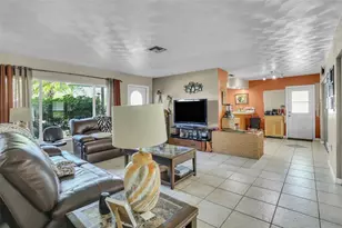 525 Skylark Ln NW, Port Charlotte, FL 33952 - Photo 7