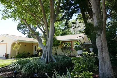 8176 129th Street N, Seminole, FL 33776 - Photo 3