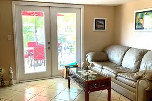 8176 129th St N, Seminole, FL 33776 - Photo 5