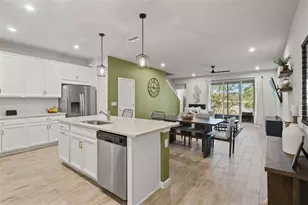 26008 Woven Wicker Bnd, Lutz, FL 33559 - Photo 5