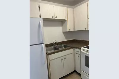 8701 4th Street N #208, Saint Petersburg, FL 33702 - Photo 9