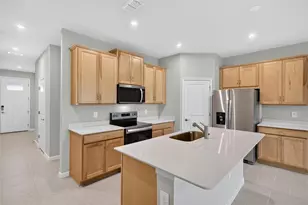 8823 Ginko Run, Parrish, FL 34219 - Photo 7