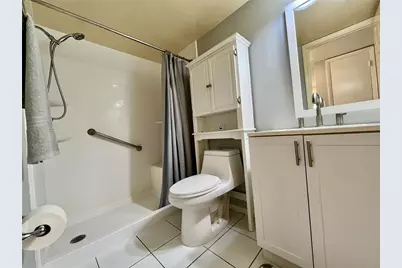 2000 World Parkway Boulevard #6, Clearwater, FL 33763 - Photo 15