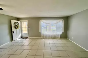 2000 World Pkwy Blvd, Clearwater, FL 33763 - Photo 9