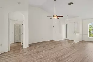 535 Planters Manor Way, Bradenton, FL 34212 - Photo 5