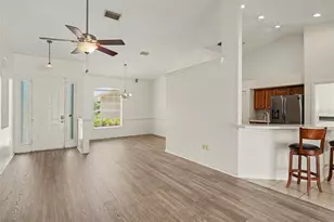 535 Planters Manor Way, Bradenton, FL 34212 - Photo 3