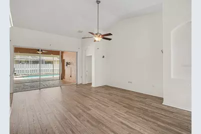 535 Planters Manor Way, Bradenton, FL 34212 - Photo 7