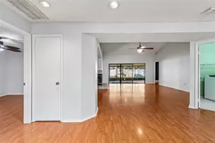 9613 Cypress Brook Rd, Tampa, FL 33647 - Photo 11