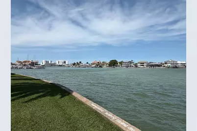 868 Bayway Boulevard #210, Clearwater Beach, FL 33767 - Photo 5