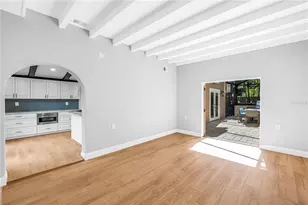 2410 Coffee Pot Blvd NE, Saint Petersburg, FL 33704 - Photo 37