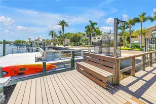 2410 Coffee Pot Blvd NE, Saint Petersburg, FL 33704 - Photo 69