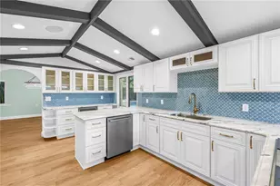 2410 Coffee Pot Blvd NE, Saint Petersburg, FL 33704 - Photo 39