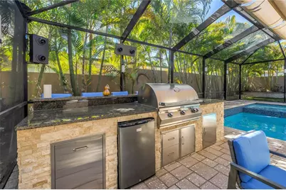 2410 Coffee Pot Boulevard NE, Saint Petersburg, FL 33704 - Photo 37