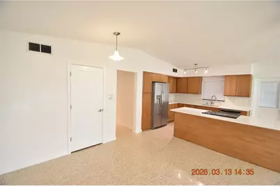 528 Suwanee Circle, Tampa, FL 33606 - Photo 9