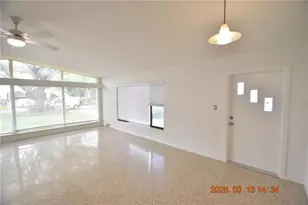 528 Suwanee Cir, Tampa, FL 33606 - Photo 7