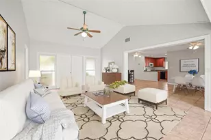 7955 Bayshore Dr, Seminole, FL 33776 - Photo 5
